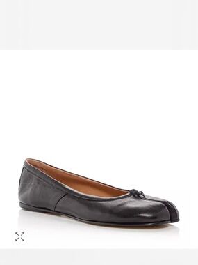 Maison Margiela
Women's Tabi Ballet Flats